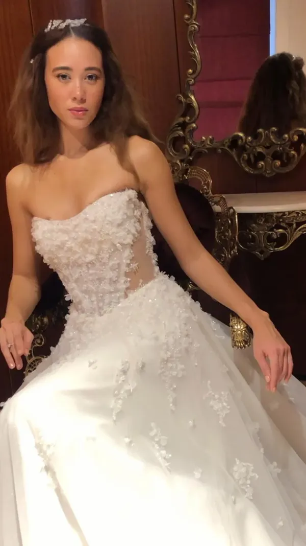 Karolin Gelinlik