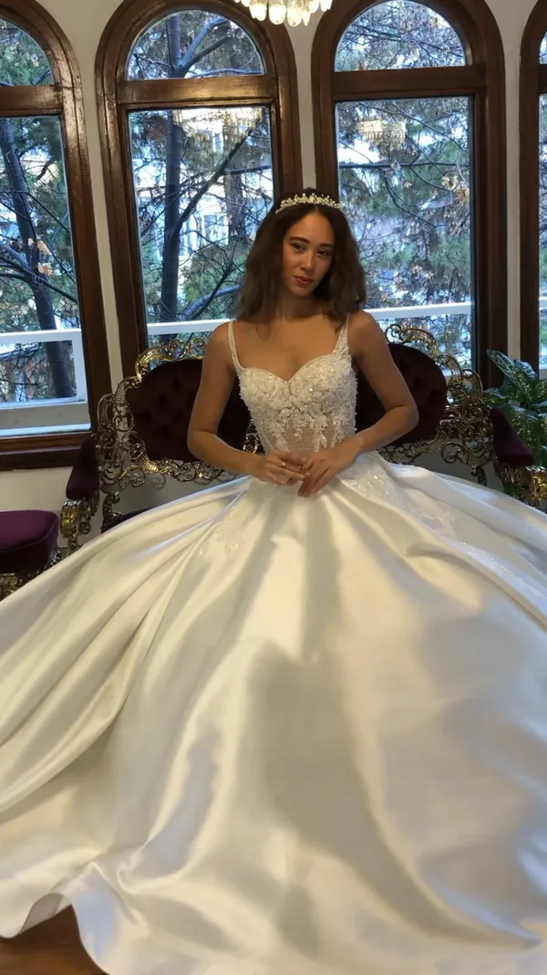 Zarif Lady Gelinlik