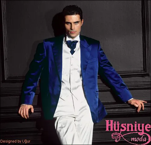 Hüsniye Moda 2011 damatlık modeli